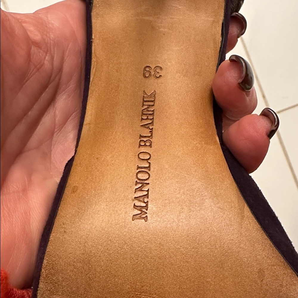 Manolo Blahnik Dark Purple suede gold edges strap detail Euc Heels $585 39 9 - Picture 8 of 16